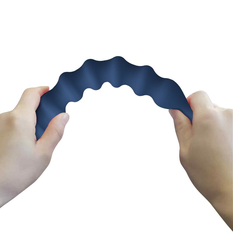 Mr Play Sonda Anale ad Anelli 6 Mr Play - silicone estremamente flessibile piegato tra le mani