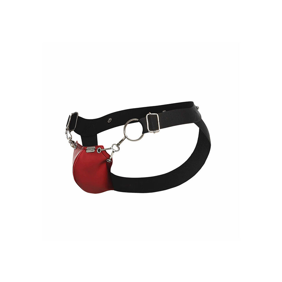 DNGEON Snap Jockstrap Rosso 05 DNGEON Snap jockstrap rosso, capo fotografato con conchiglia agganciata