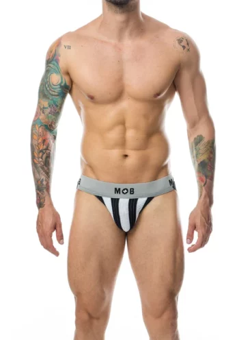 MOB Stripe Classic Jock bianco a righe, indossato di fronte
